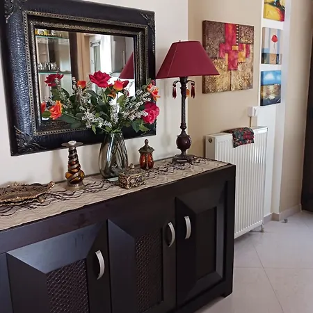 House * Néa Péramos