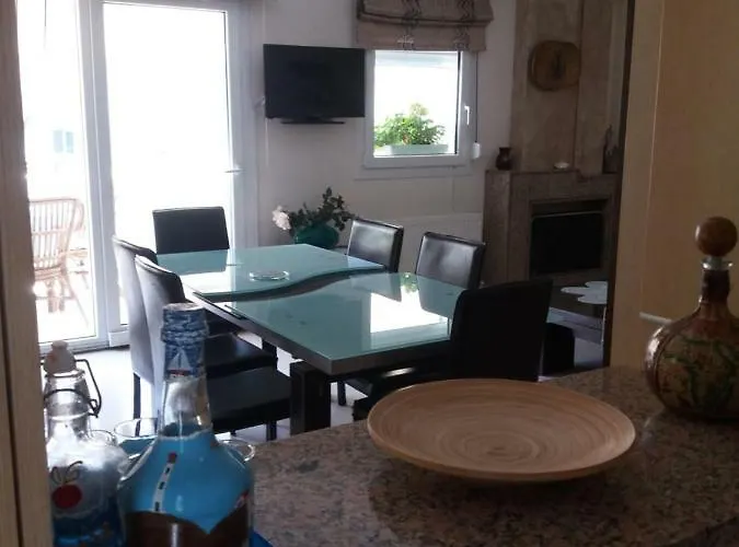 Villa House *