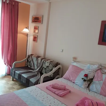 House * Nea Peramos (Macedonia)
