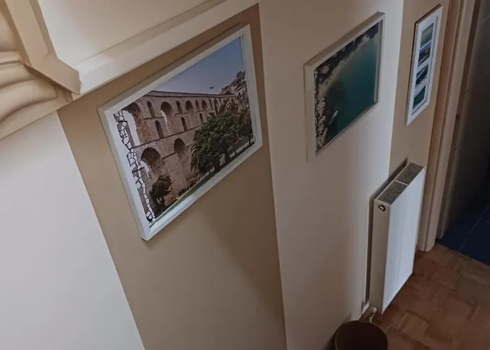 Villa House Néa Péramos