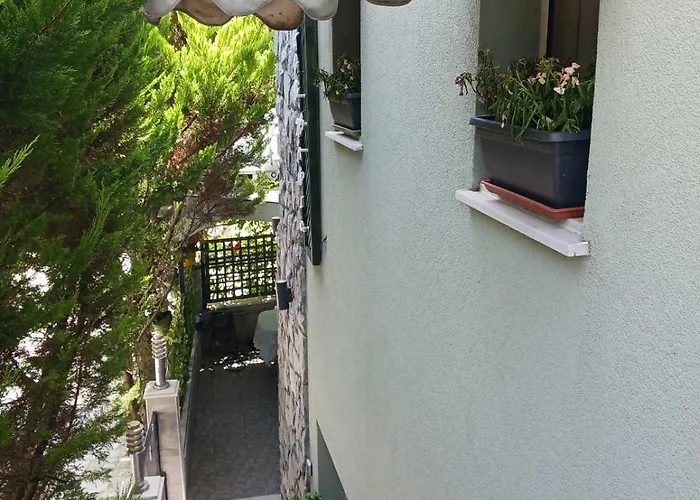 House Villa Néa Péramos